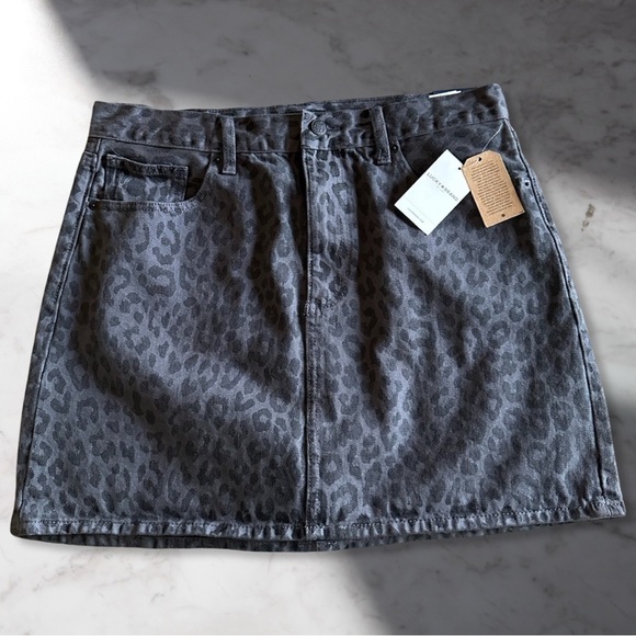 Lucky Brand Old Favorite Mini Skirt In Charcoal Leopard Print Size 10/30 - Picture 7 of 13